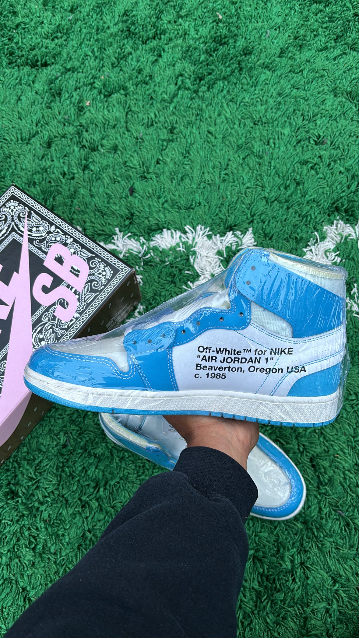 Jordan 1 High Off White UNC