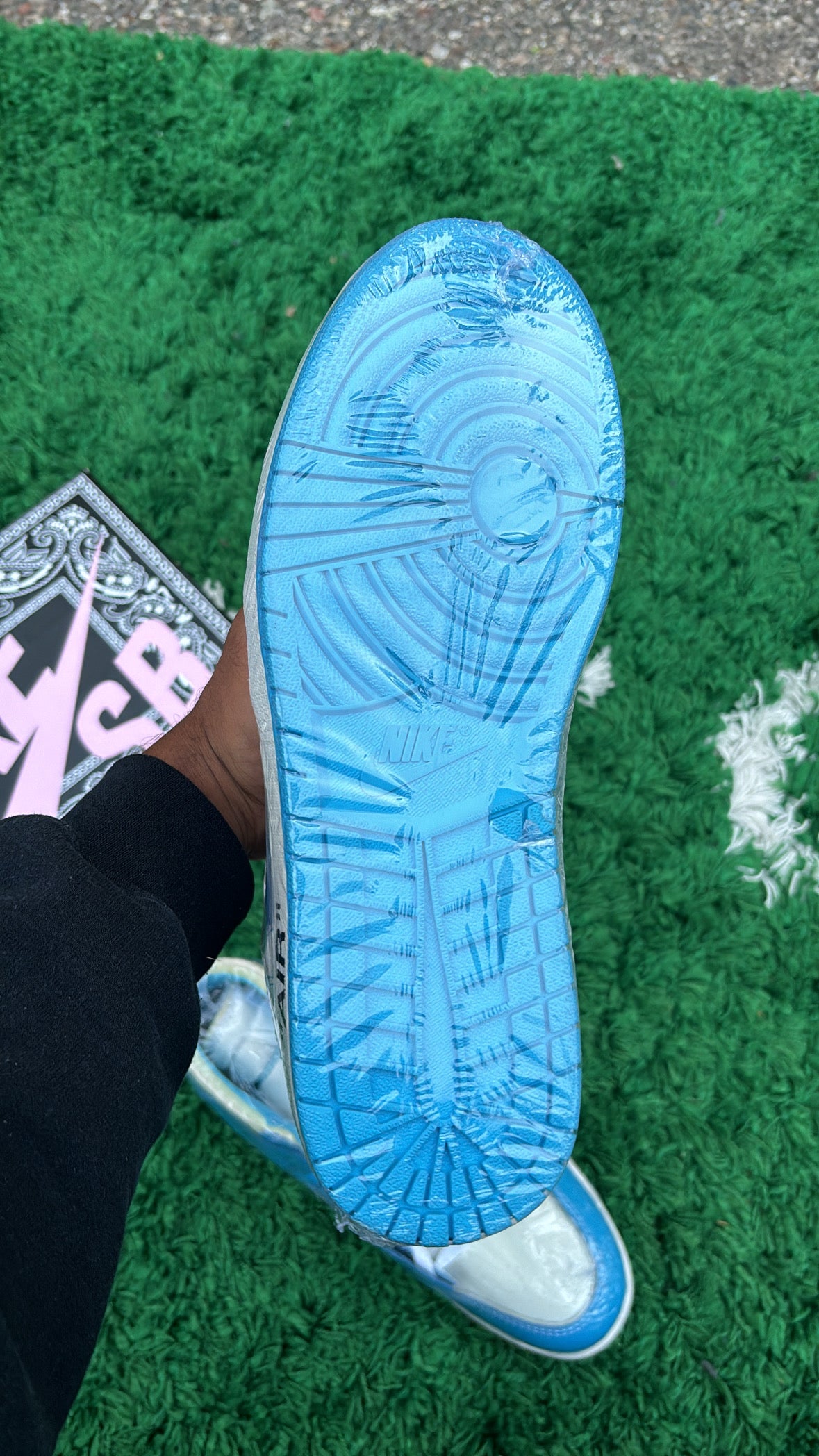 Jordan 1 High Off White UNC