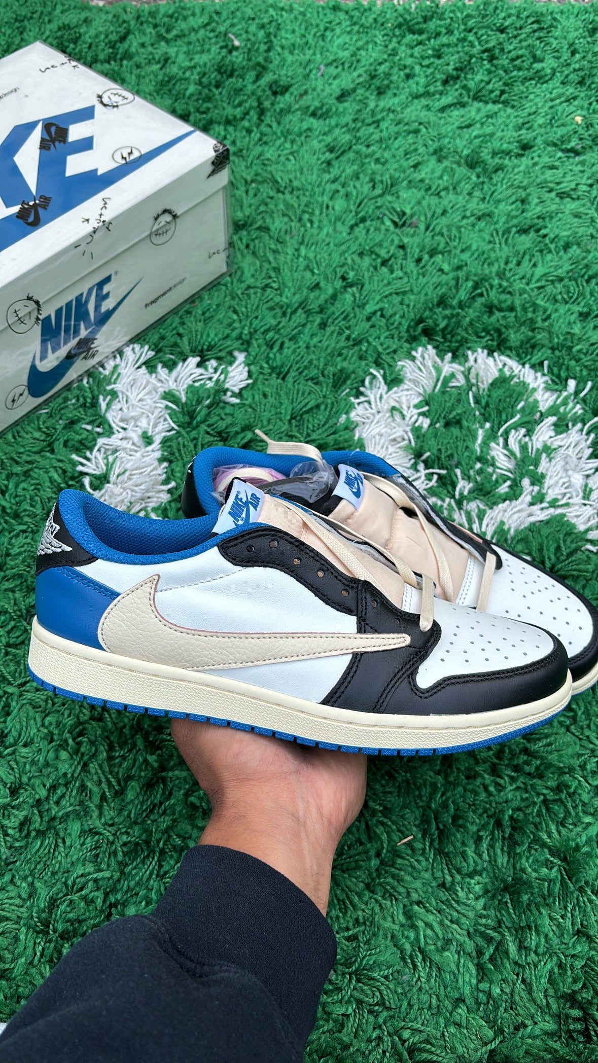 Jordan 1 Low Travis Scott Fragment