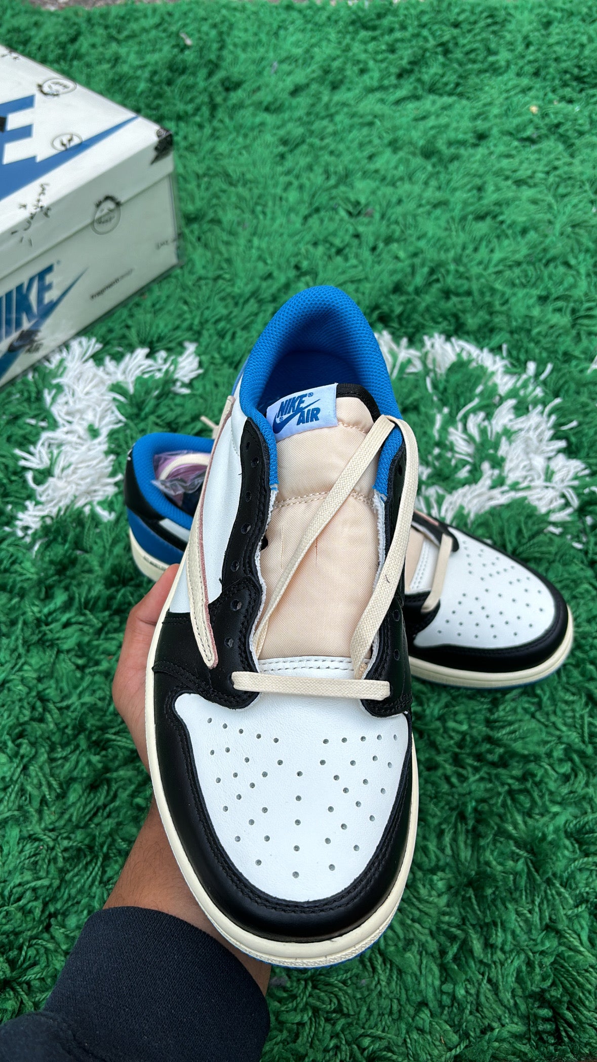 Jordan 1 Low Travis Scott Fragment
