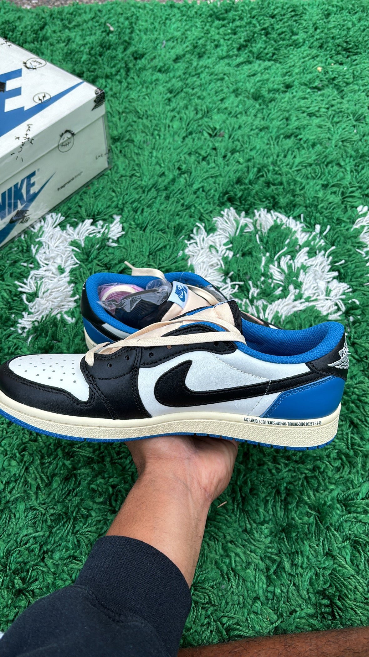 Jordan 1 Low Travis Scott Fragment